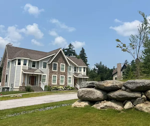 25B Boulder Ridge DR #B, Dover, VT 05356