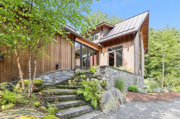 Stowe, VT 05672,249 Falls Brook LN