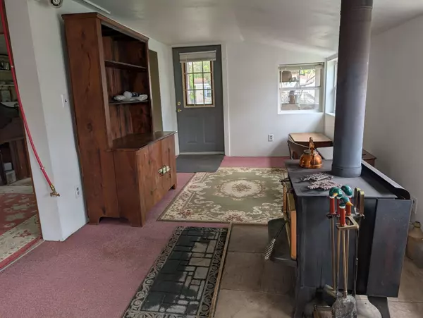 Campton, NH 03223,281 Riverside DR