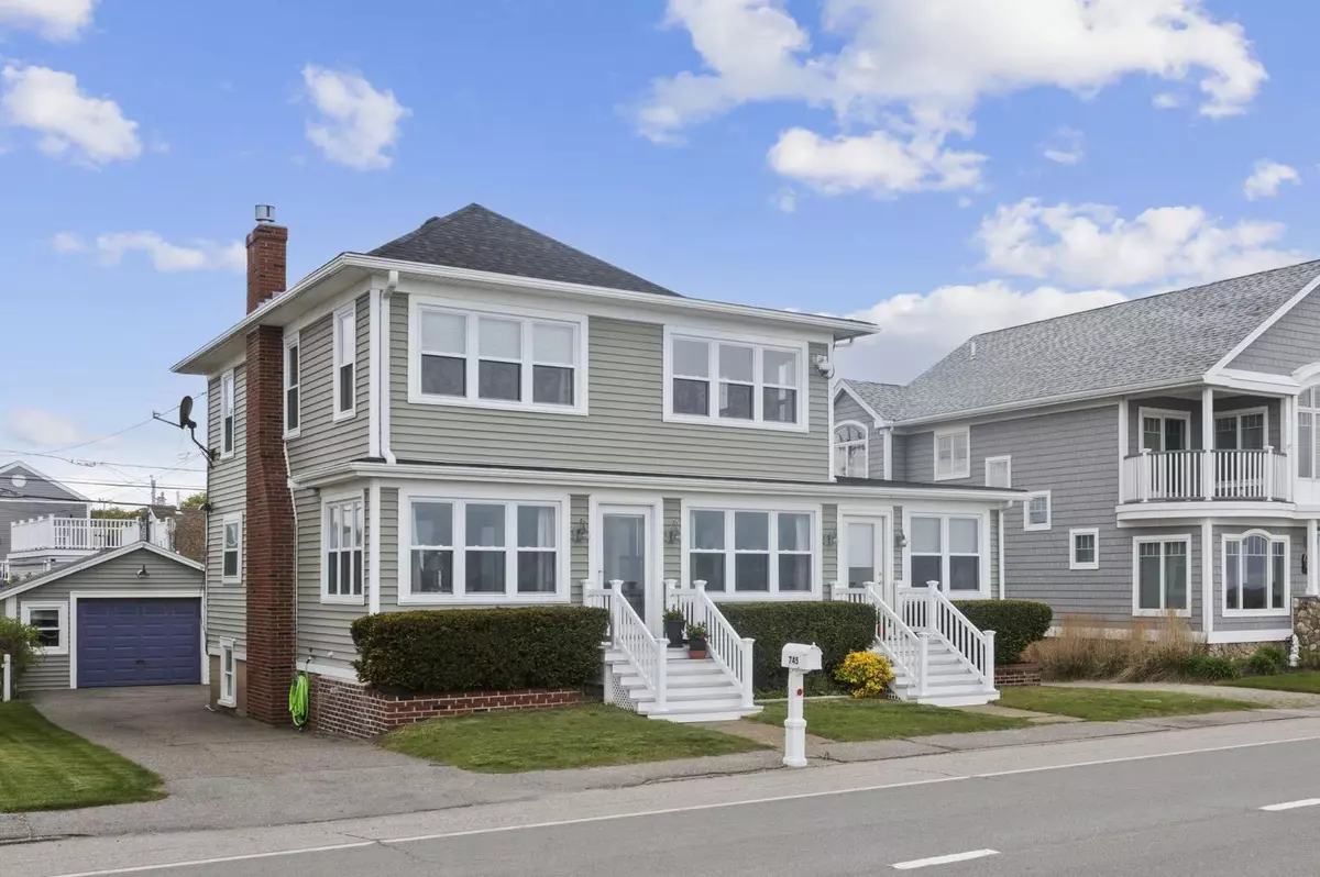 Hampton, NH 03842,745 Ocean BLVD