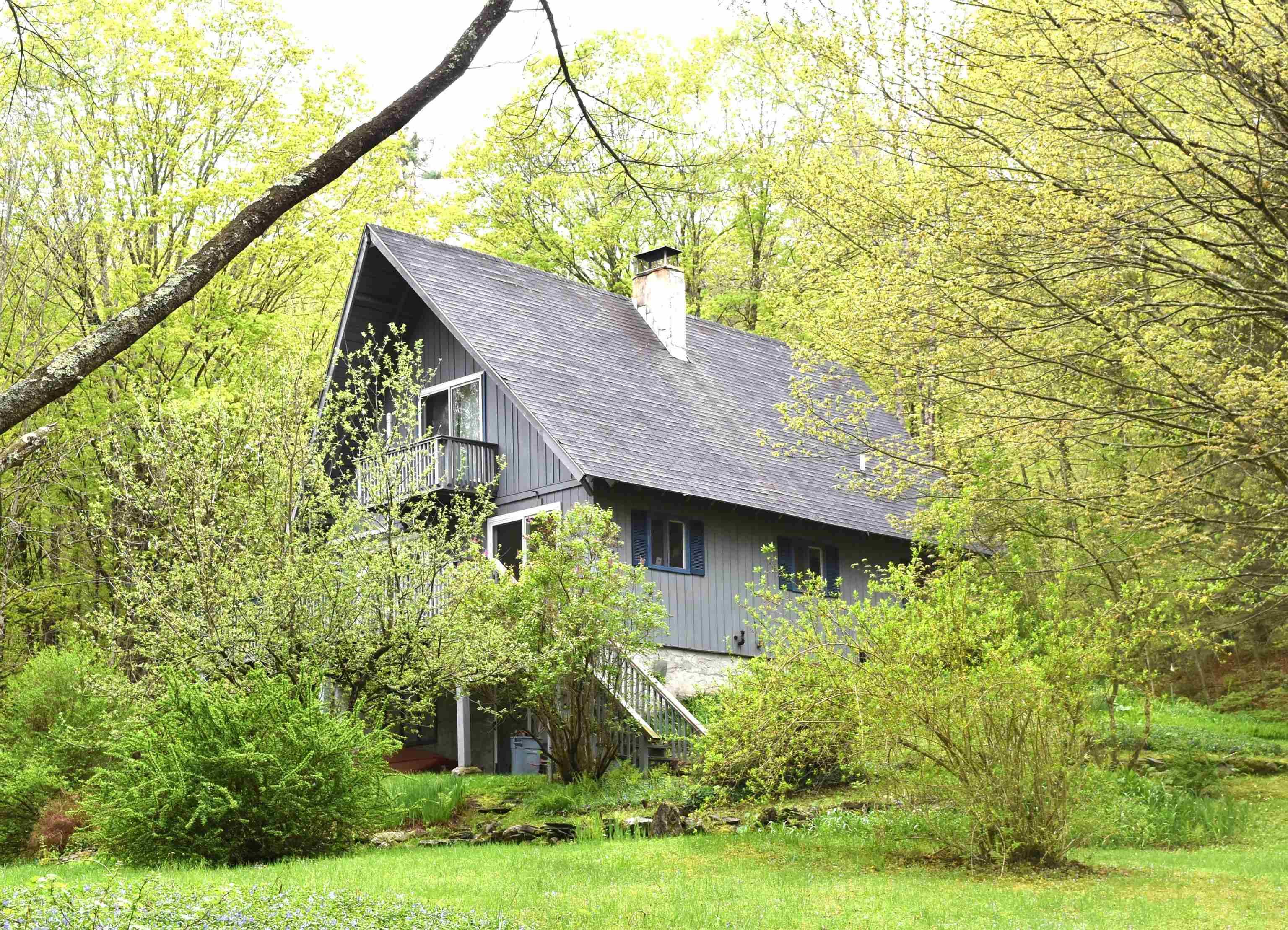 Wallingford, VT 05773,191 Highland RD