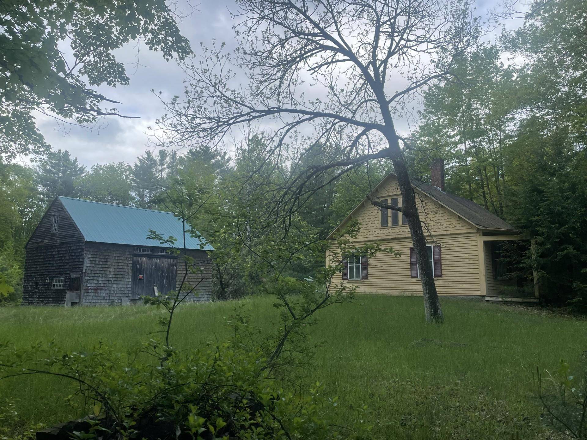 351 College RD, Holderness, NH 03245