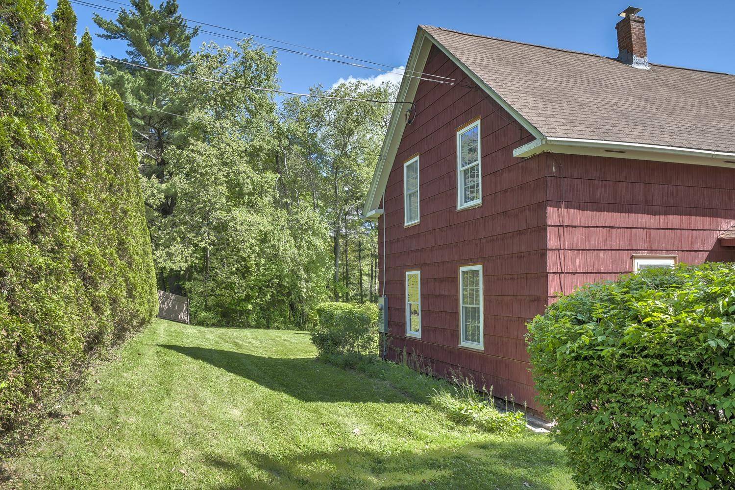 Keene, NH 03431,433 Elm ST