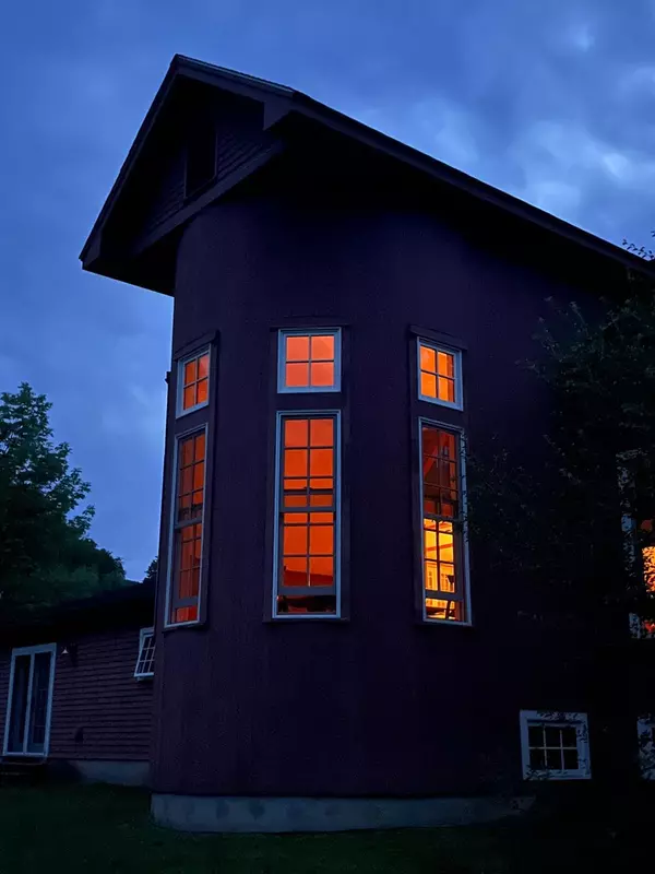 Newfane, VT 05345,10 14 Wiswall Hill RD