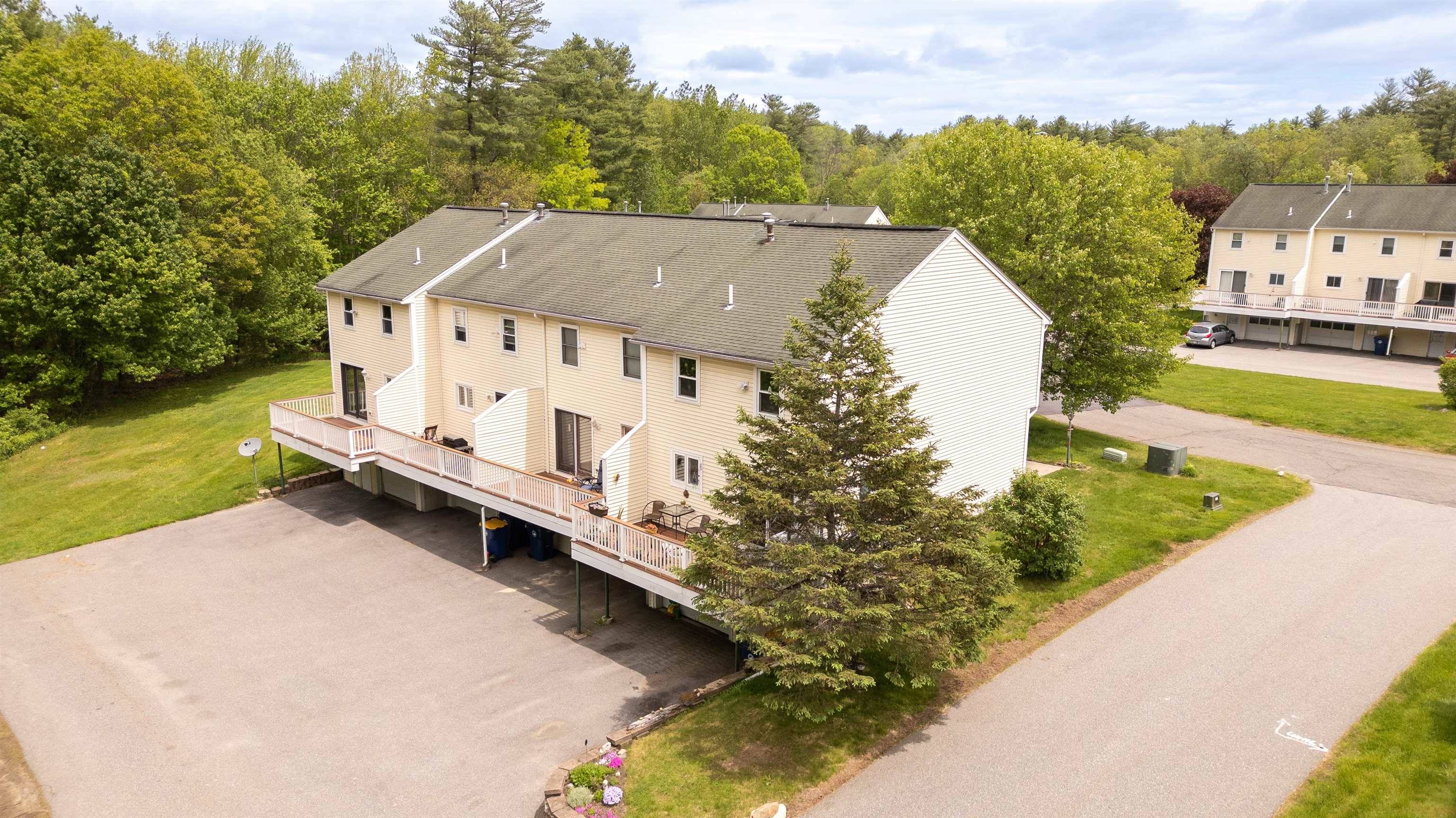 Plaistow, NH 03865,120 Newton RD #9D