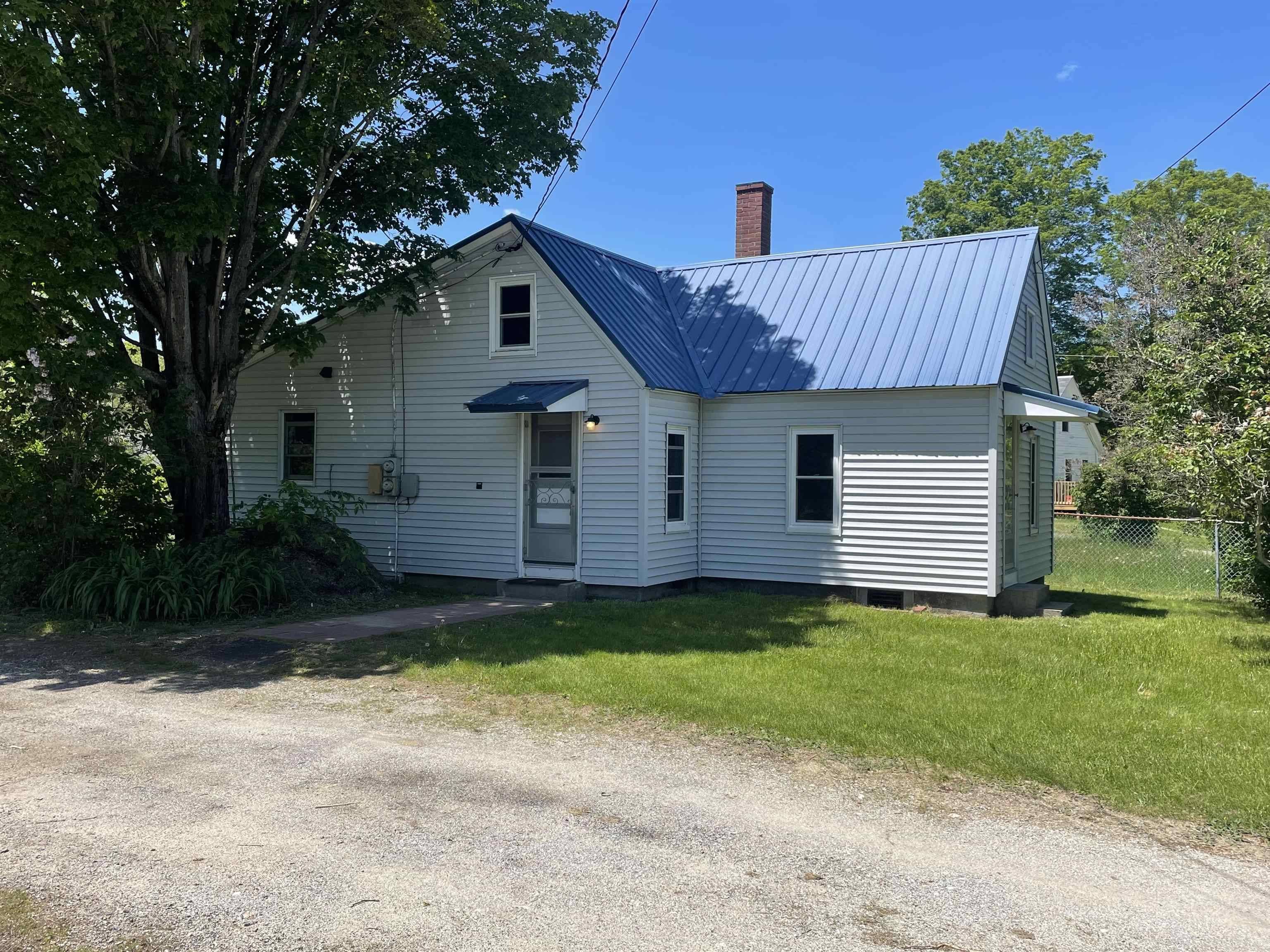 Deering, NH 03244,10 Deering Center RD