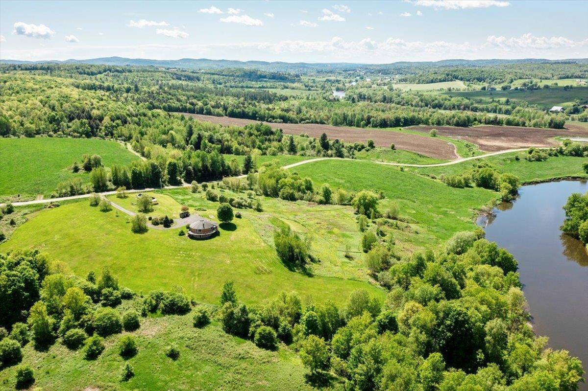 Enosburg, VT 05450,300 River RD