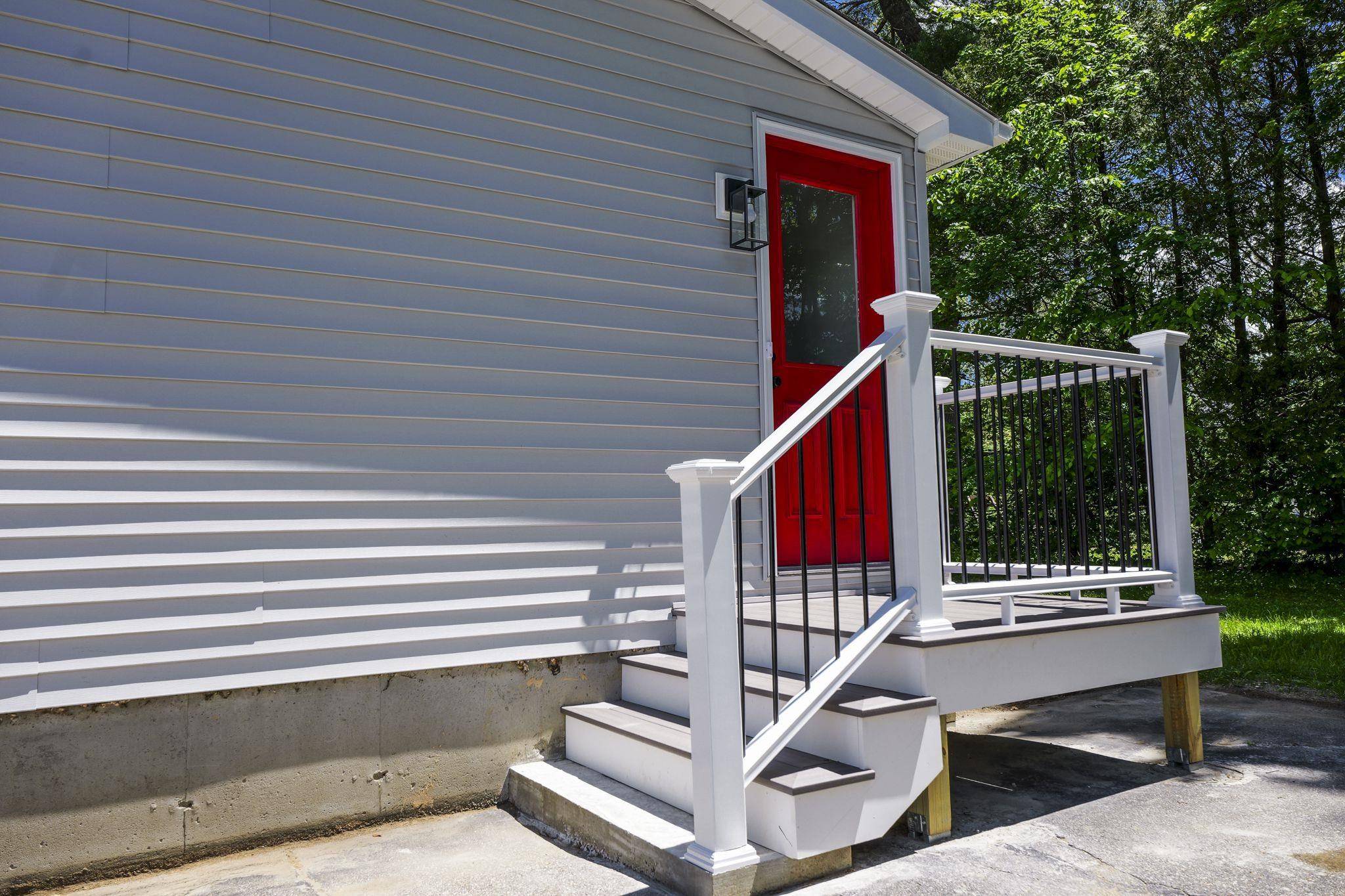 Concord, NH 03301,21 Hope AVE