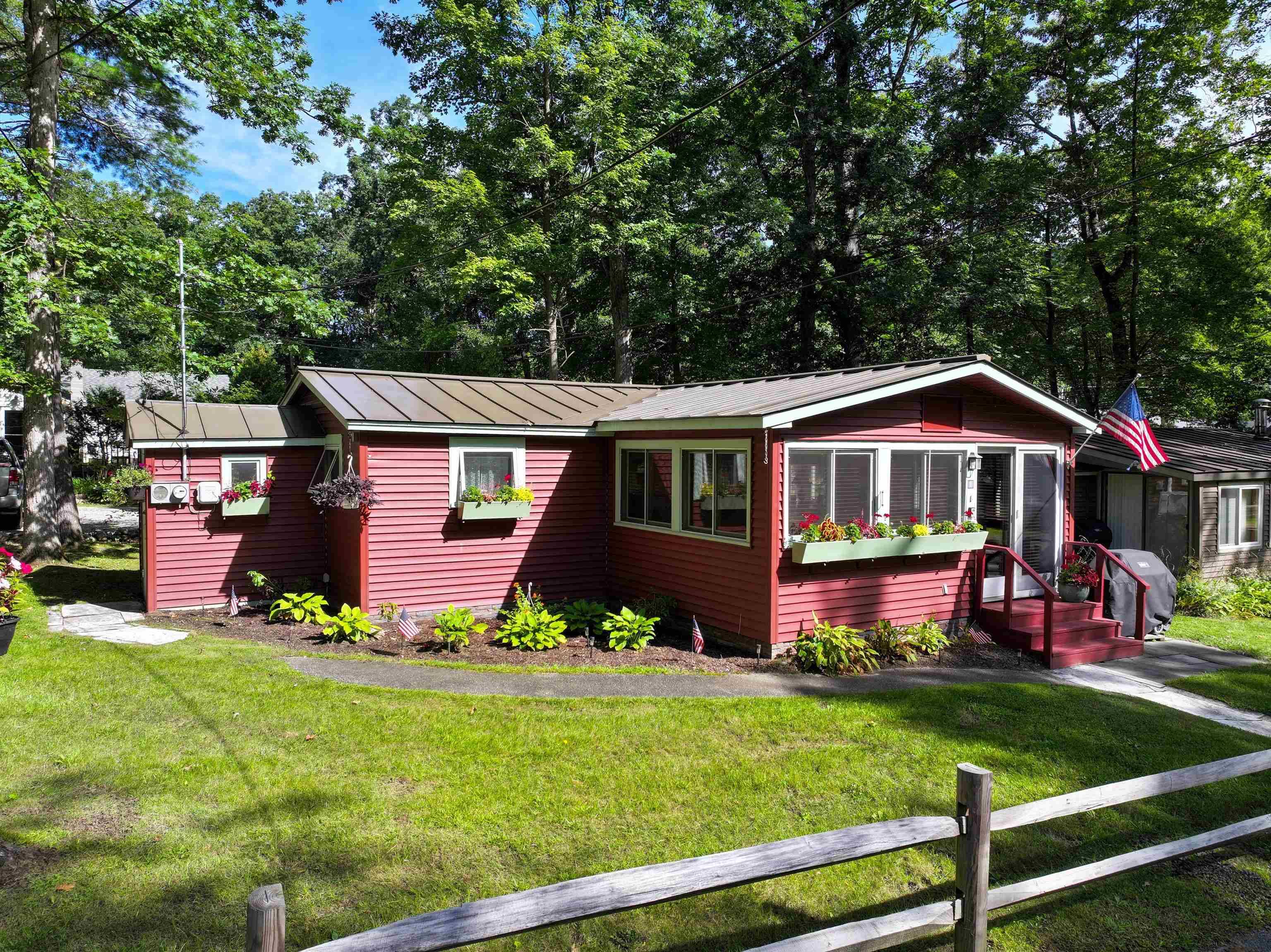 1 Moosalamoo Club RD, Salisbury, VT 05769