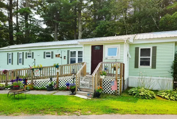 18 Queens LN, Epsom, NH 03234