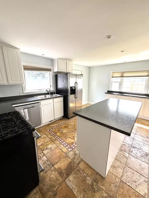 Colchester, VT 05446,882 East Lakeshore DR #15