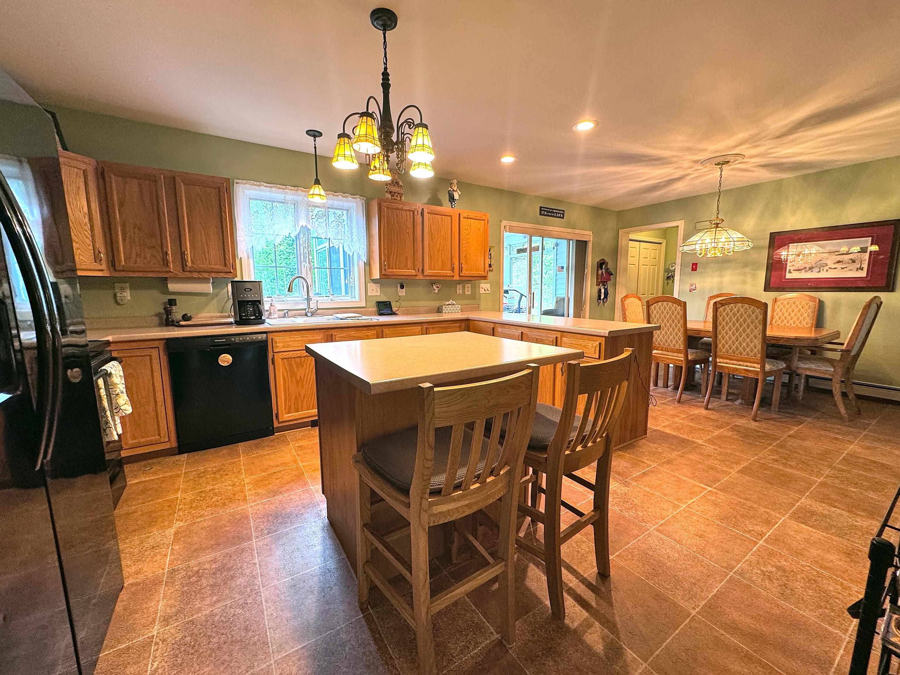 Bennington, VT 05201,224 Garbrooke DR