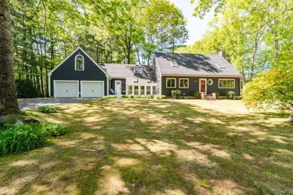 23 Cedarview LN, Hampton, NH 03842