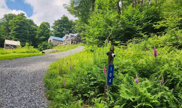 Readsboro, VT 05350,104 Johnny Cake Hill LN