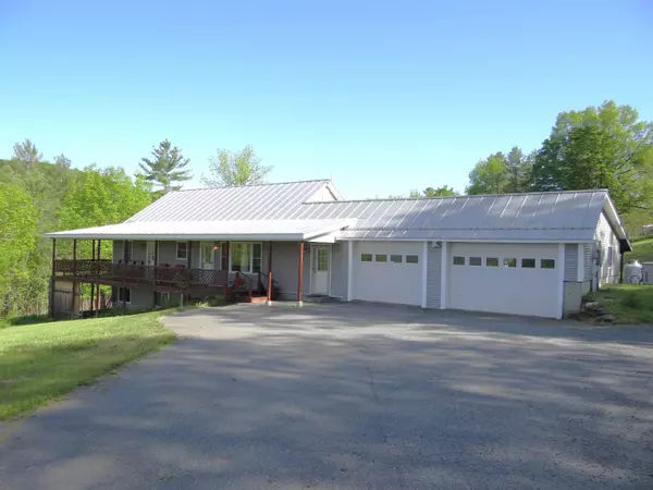 1527 Dairy Hill RD, Royalton, VT 05068