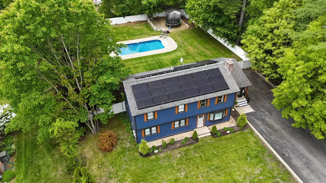 17 Ponderosa DR, Townsend, MA 01469