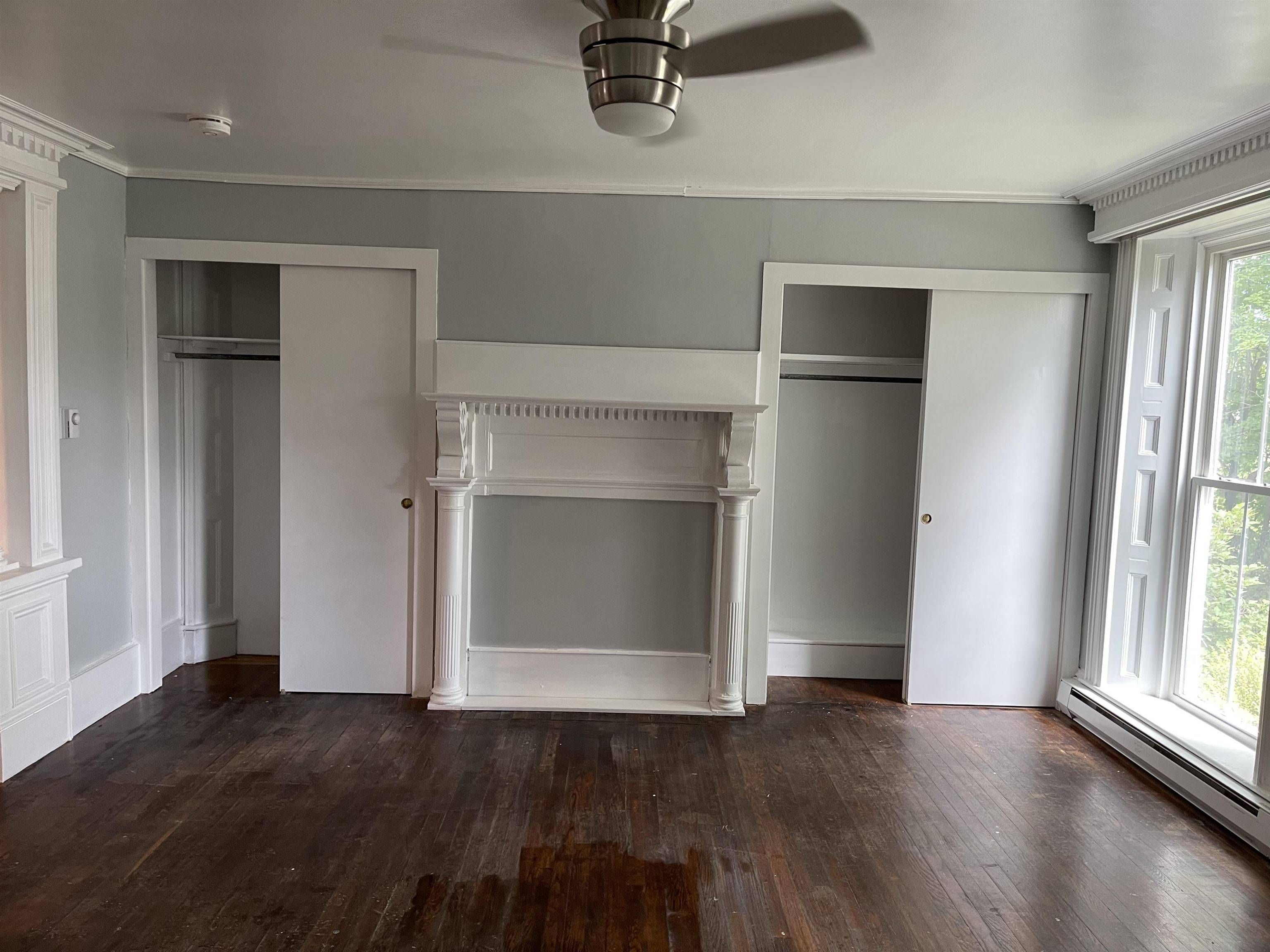 Newmarket, NH 03857,2 Elm ST #Apt. 2