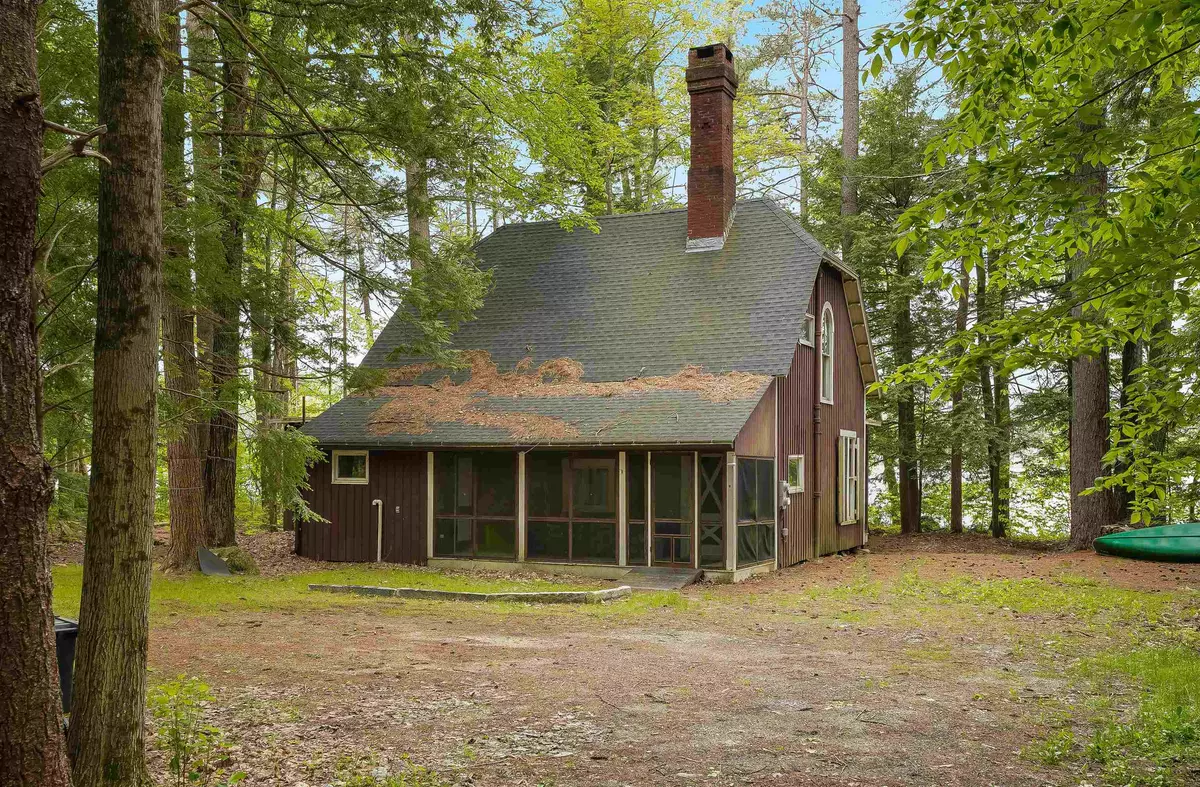 Franklin, NH 03235,68 Pine Colony RD