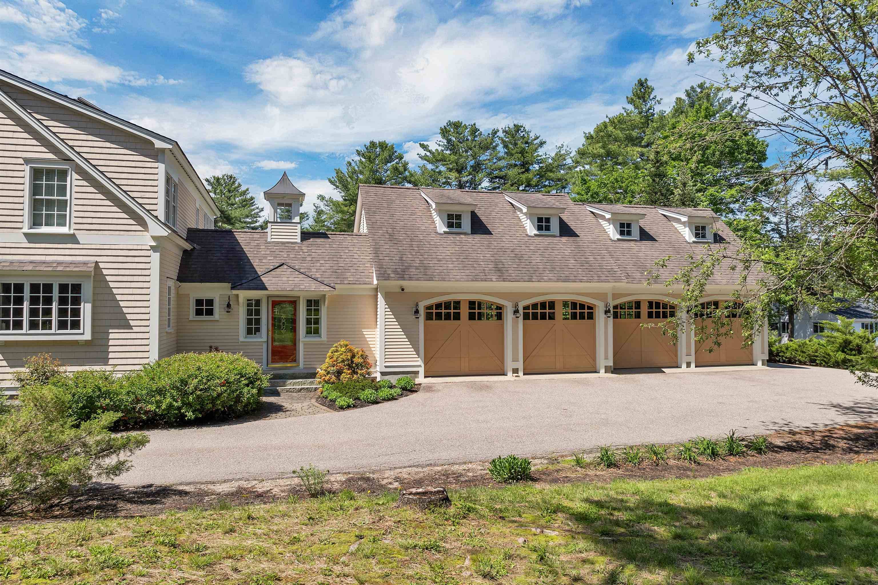 Wolfeboro, NH 03894,3 Baas DR