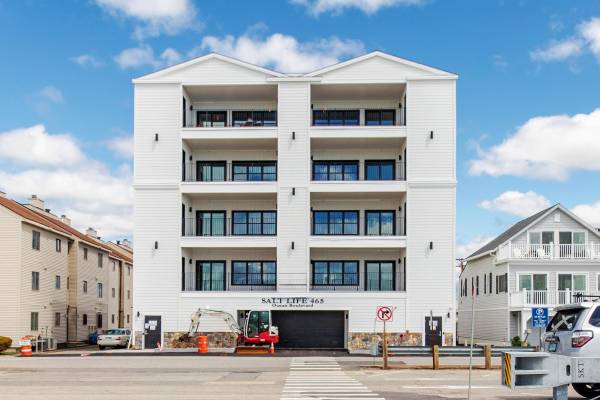 465 Ocean BLVD #502, Hampton, NH 03842