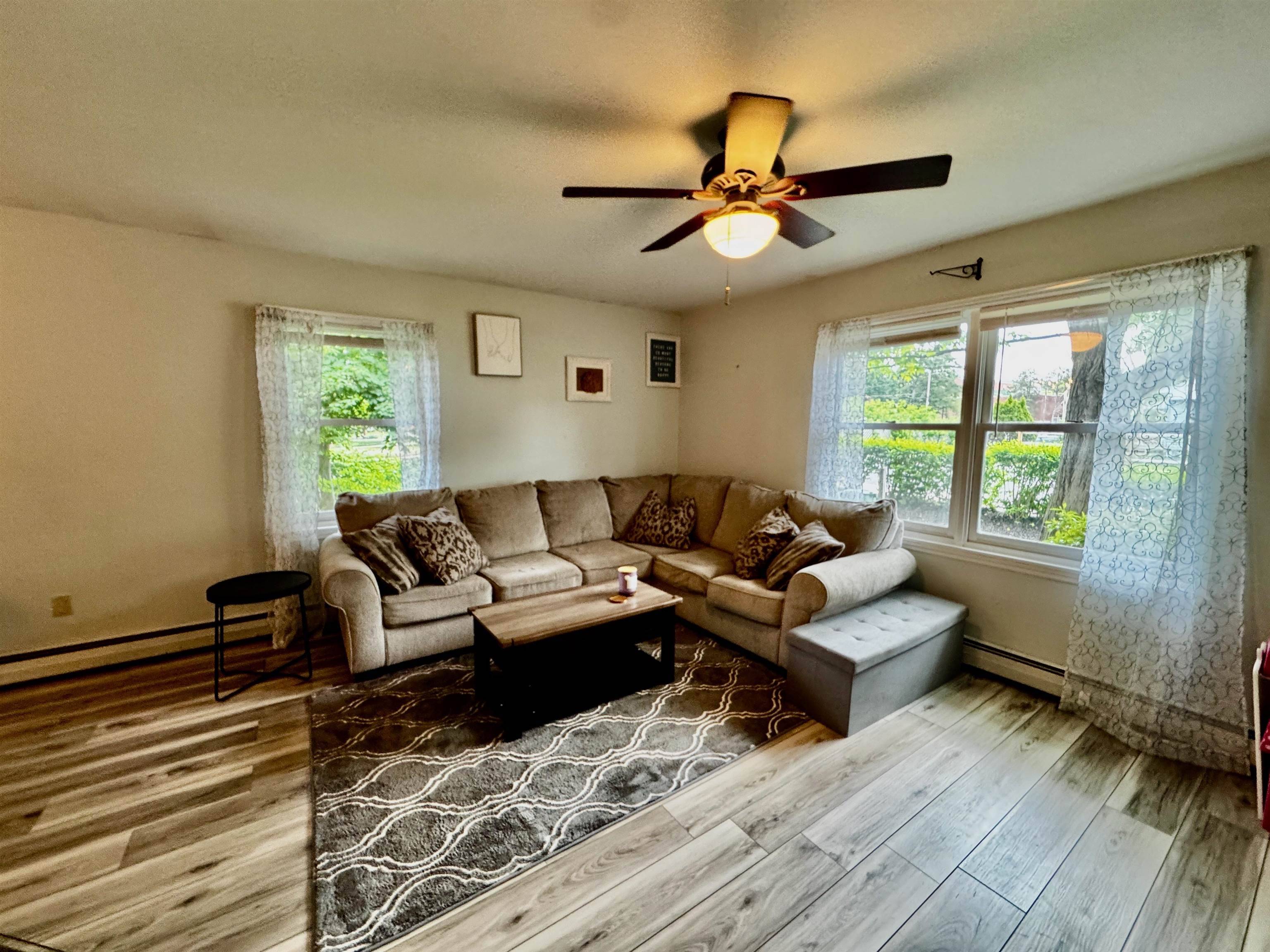 Bennington, VT 05201,106 Park ST ##1