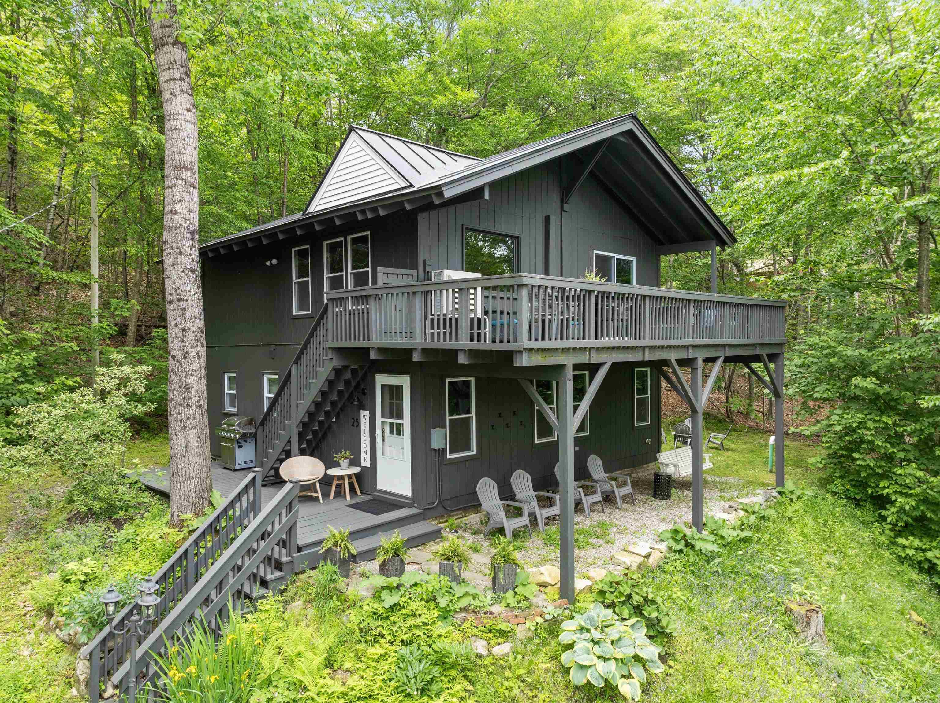 25 Hilltop DR, Newbury, NH 03255
