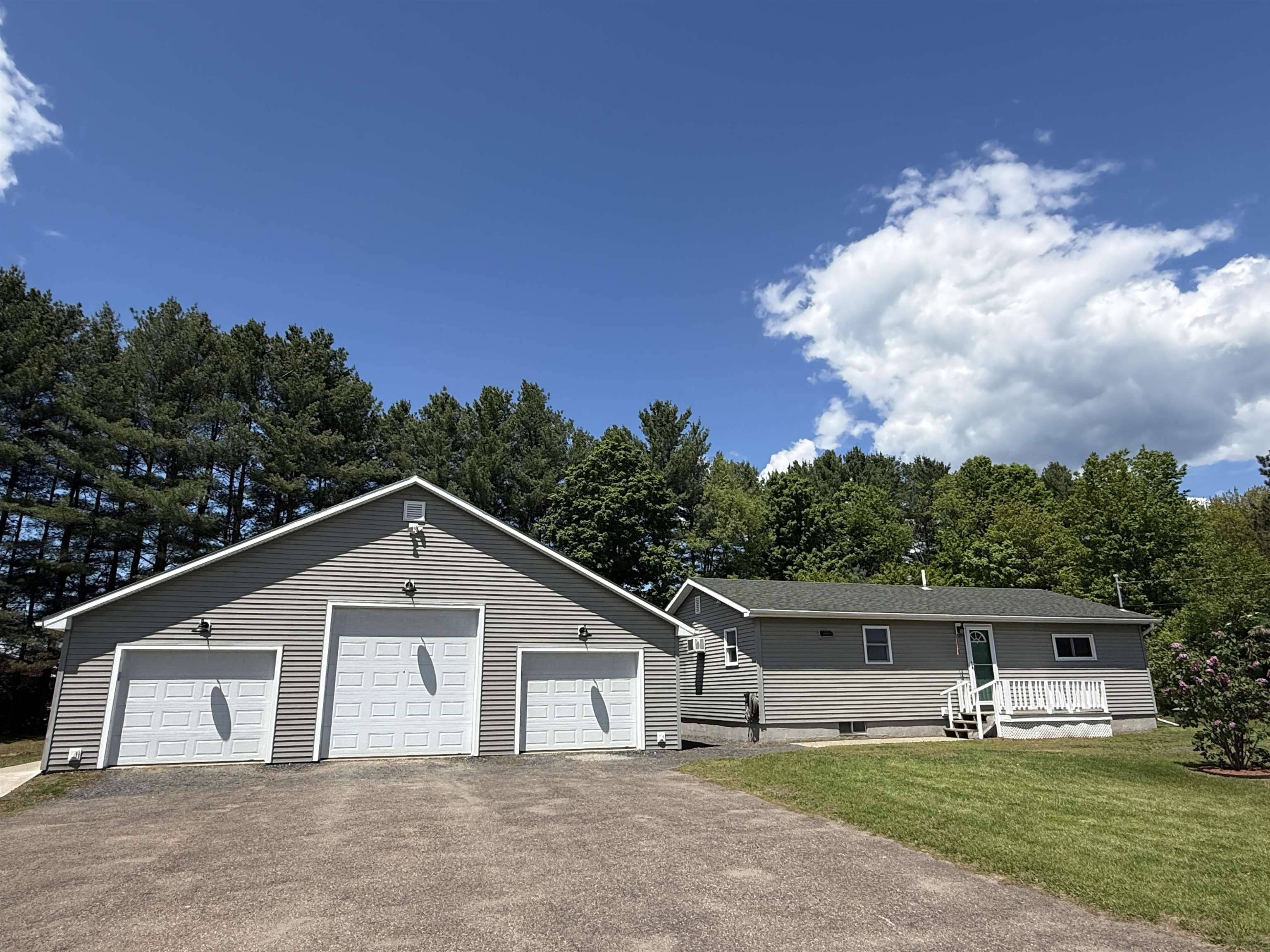 Morristown, VT 05661,41 Houle AVE