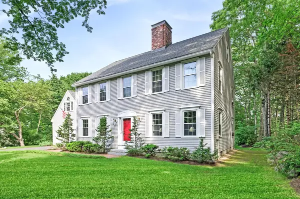 Bedford, NH 03110,66 Hitching Post LN