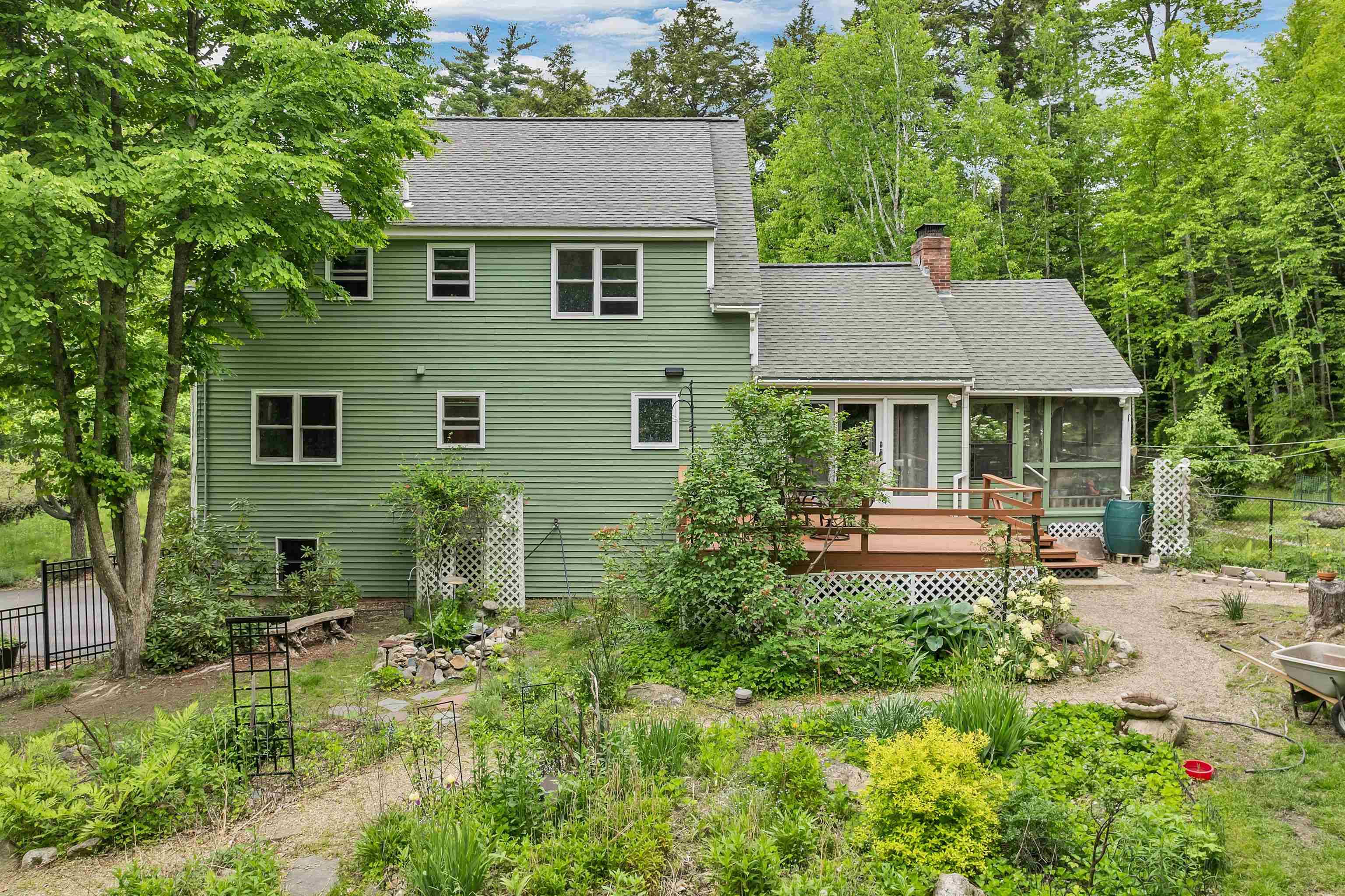 Alton, NH 03809,147 Hamwoods RD