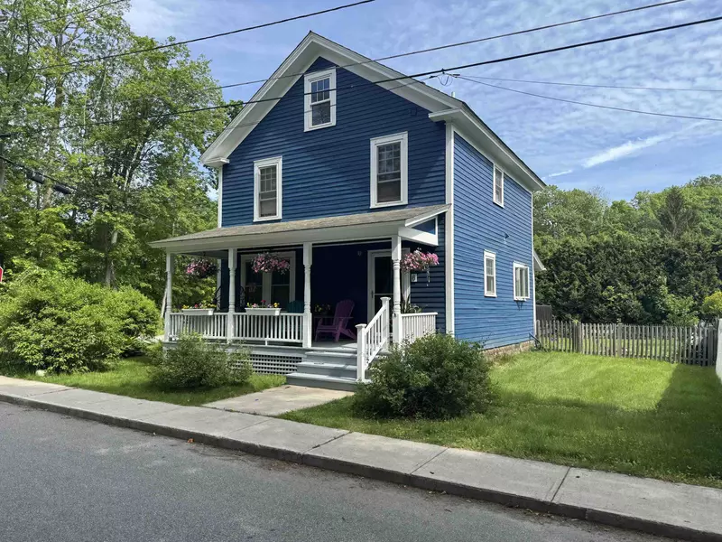 6 Willow ST, Brattleboro, VT 05301