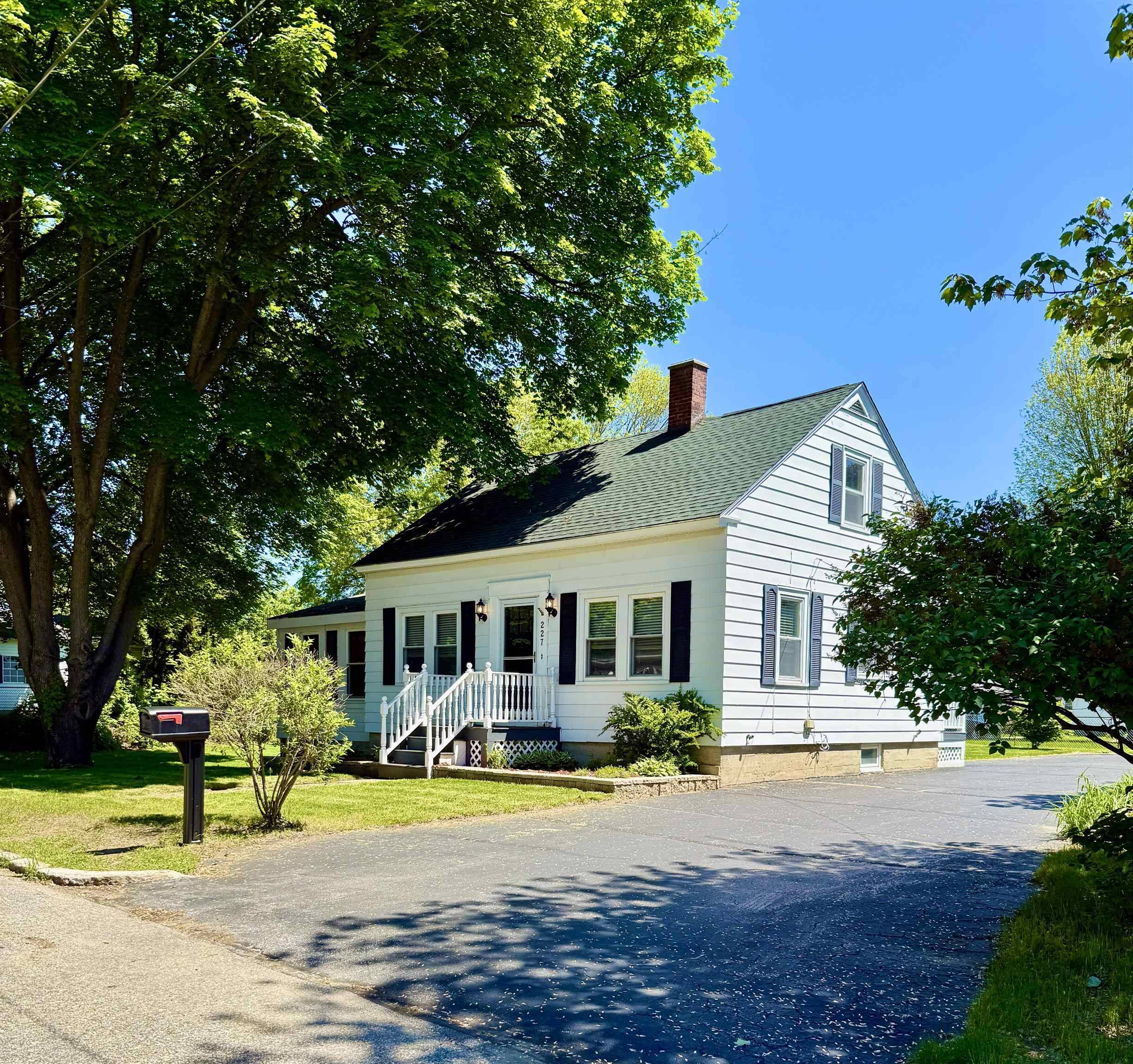 227 Whipple ST, Manchester, NH 03102