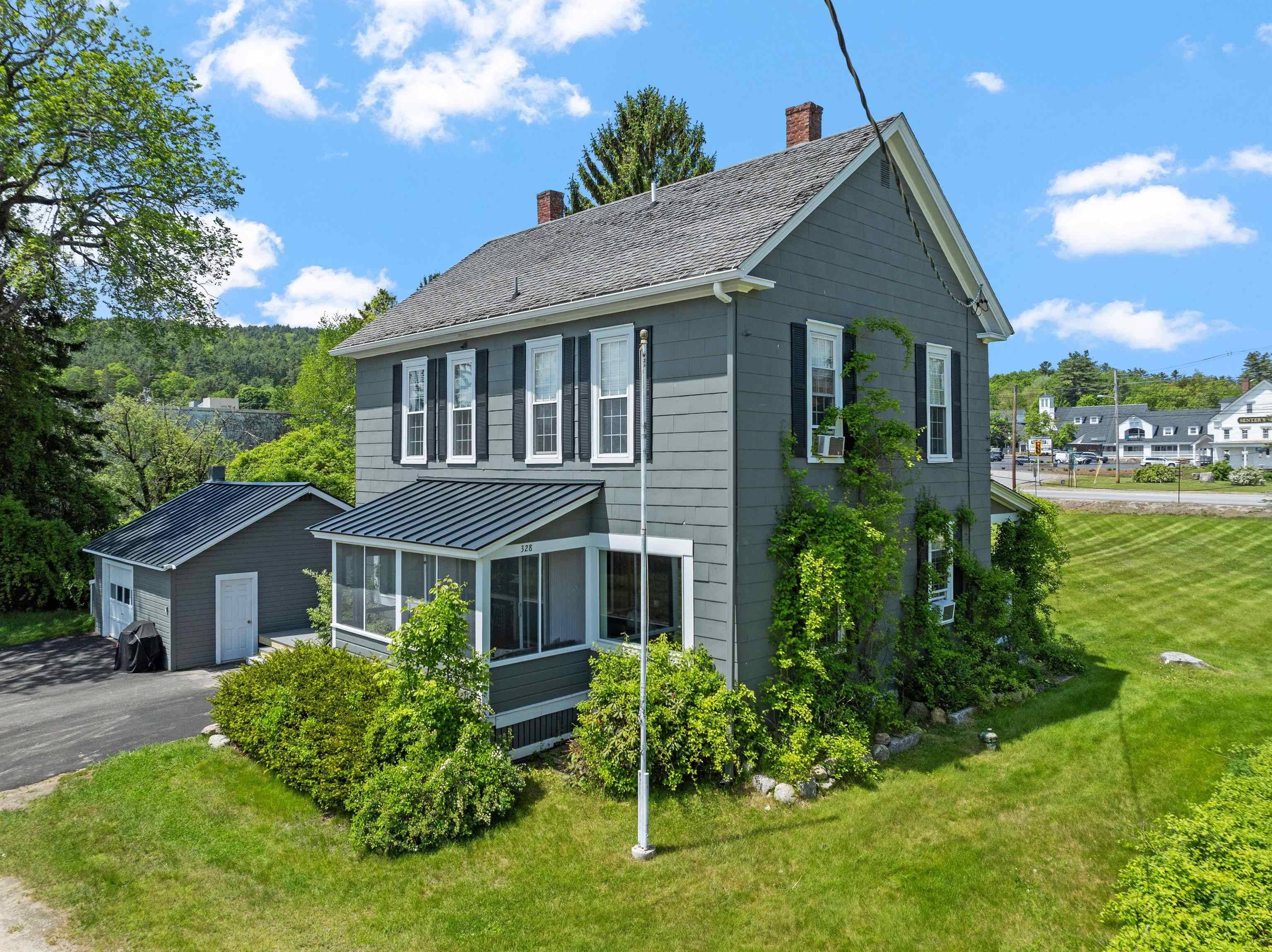 10 Wharf RD, Center Harbor, NH 03226