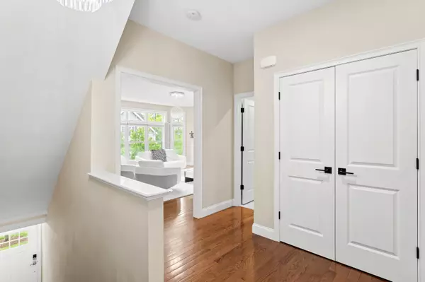 Hooksett, NH 03106,5 Manor DR #B