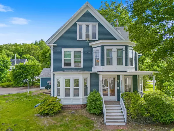 81 Main ST, Raymond, NH 03077