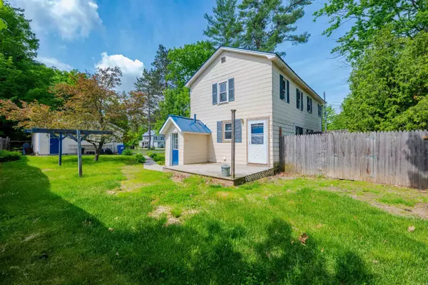 Claremont, NH 03743,18 Pine AVE