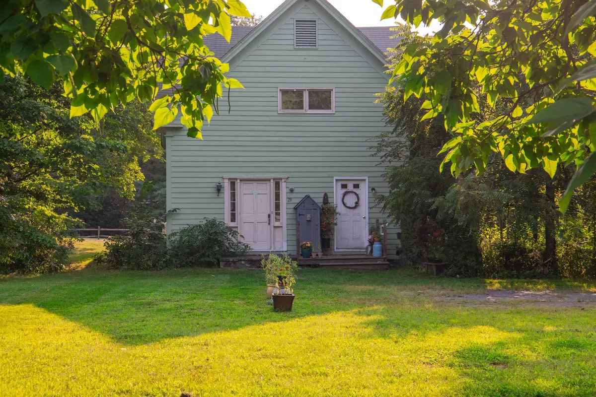 Charlestown, NH 03603,29 River ST