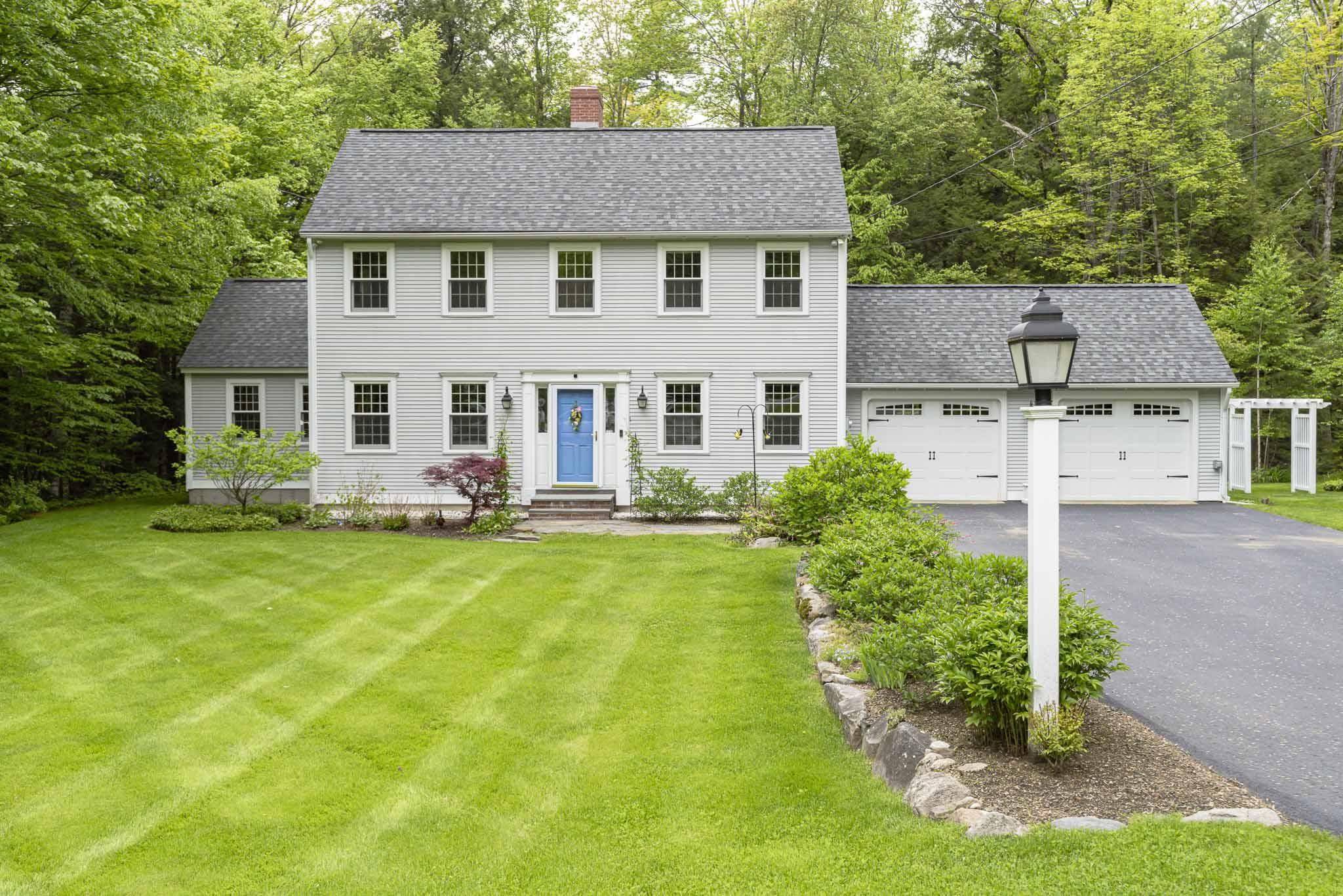 156 Lounsbury LN, Peterborough, NH 03458
