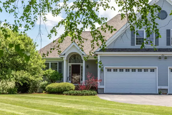 45 Economou Farm RD, South Burlington, VT 05403