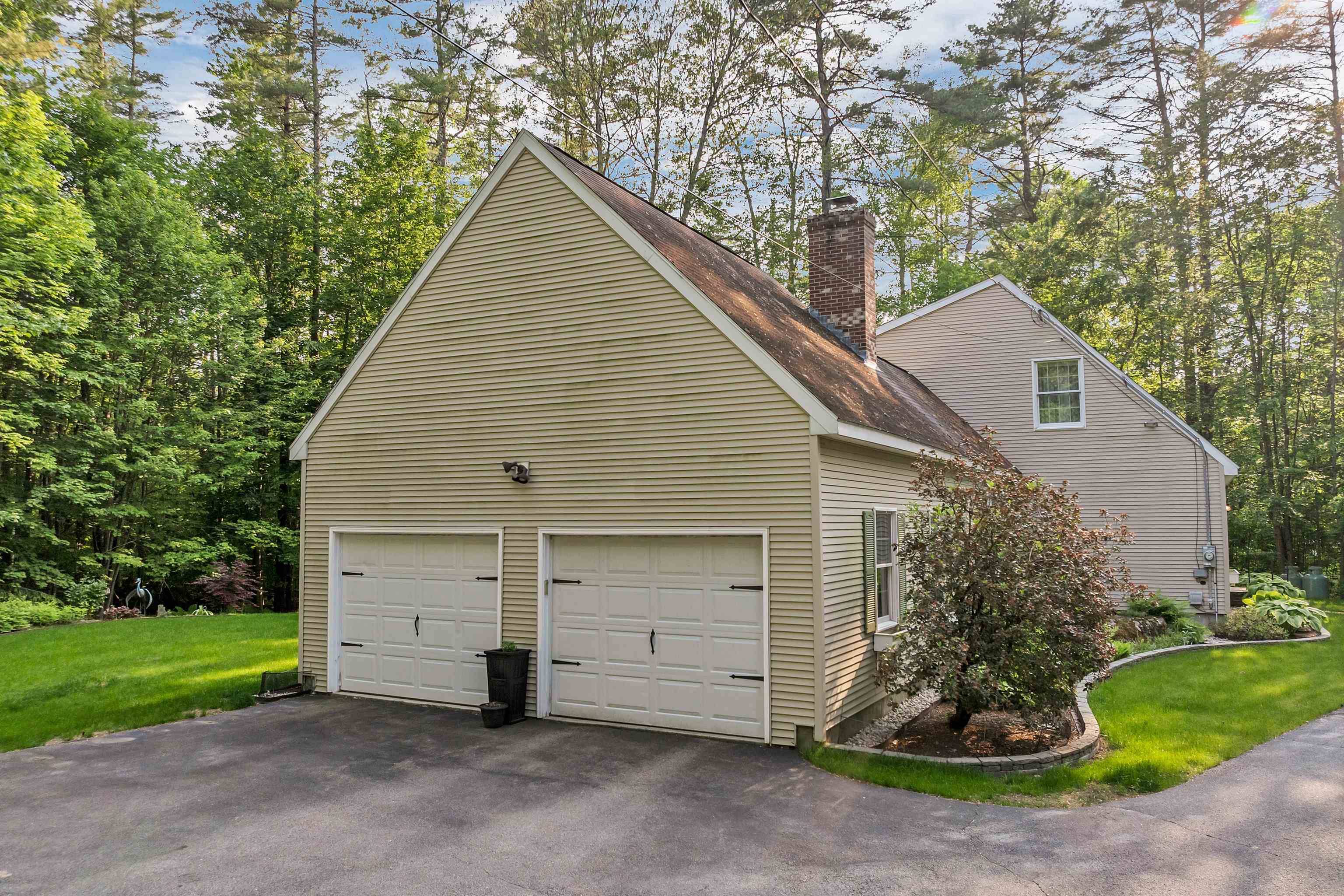 Wolfeboro, NH 03894,3 Dove ST