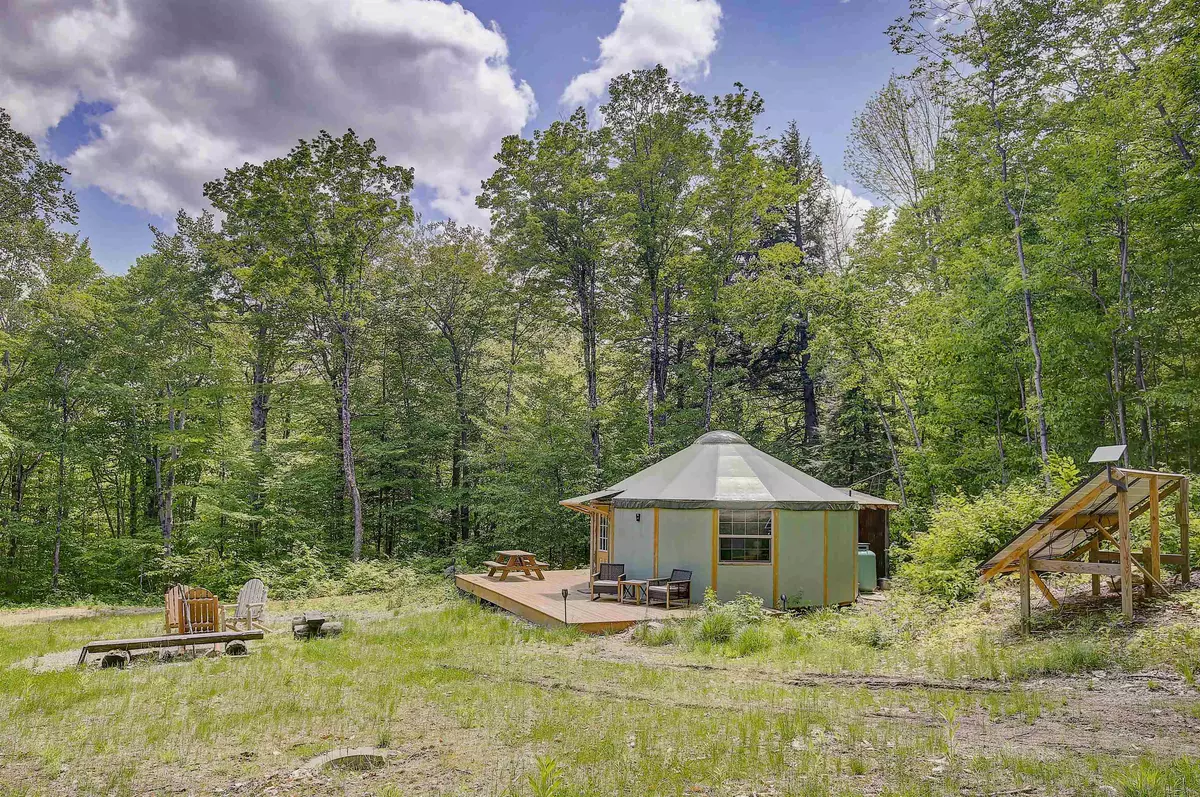 Conway, NH 03813,2554 Hurricane Mountain RD