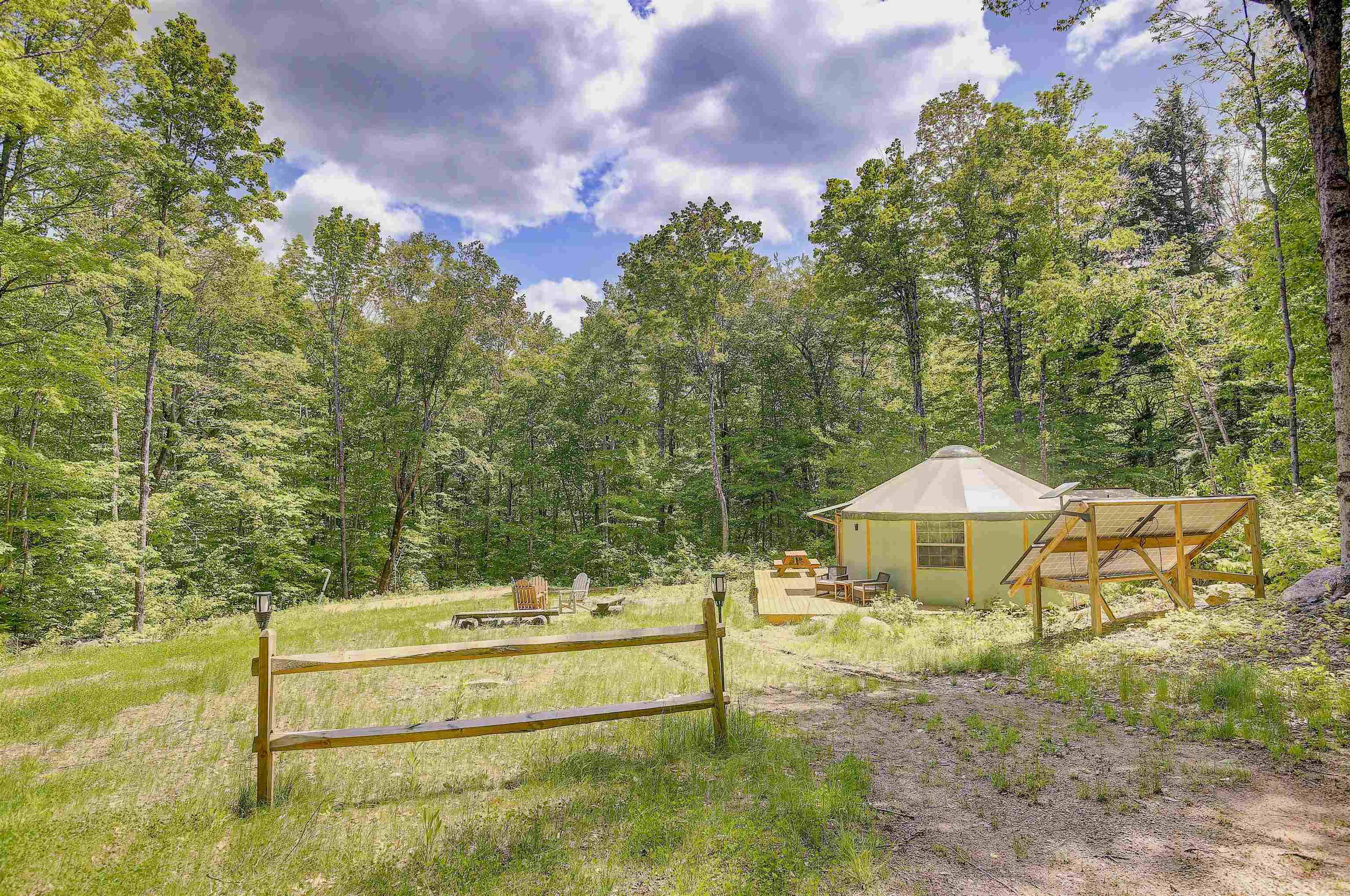 Conway, NH 03813,2554 Hurricane Mountain RD