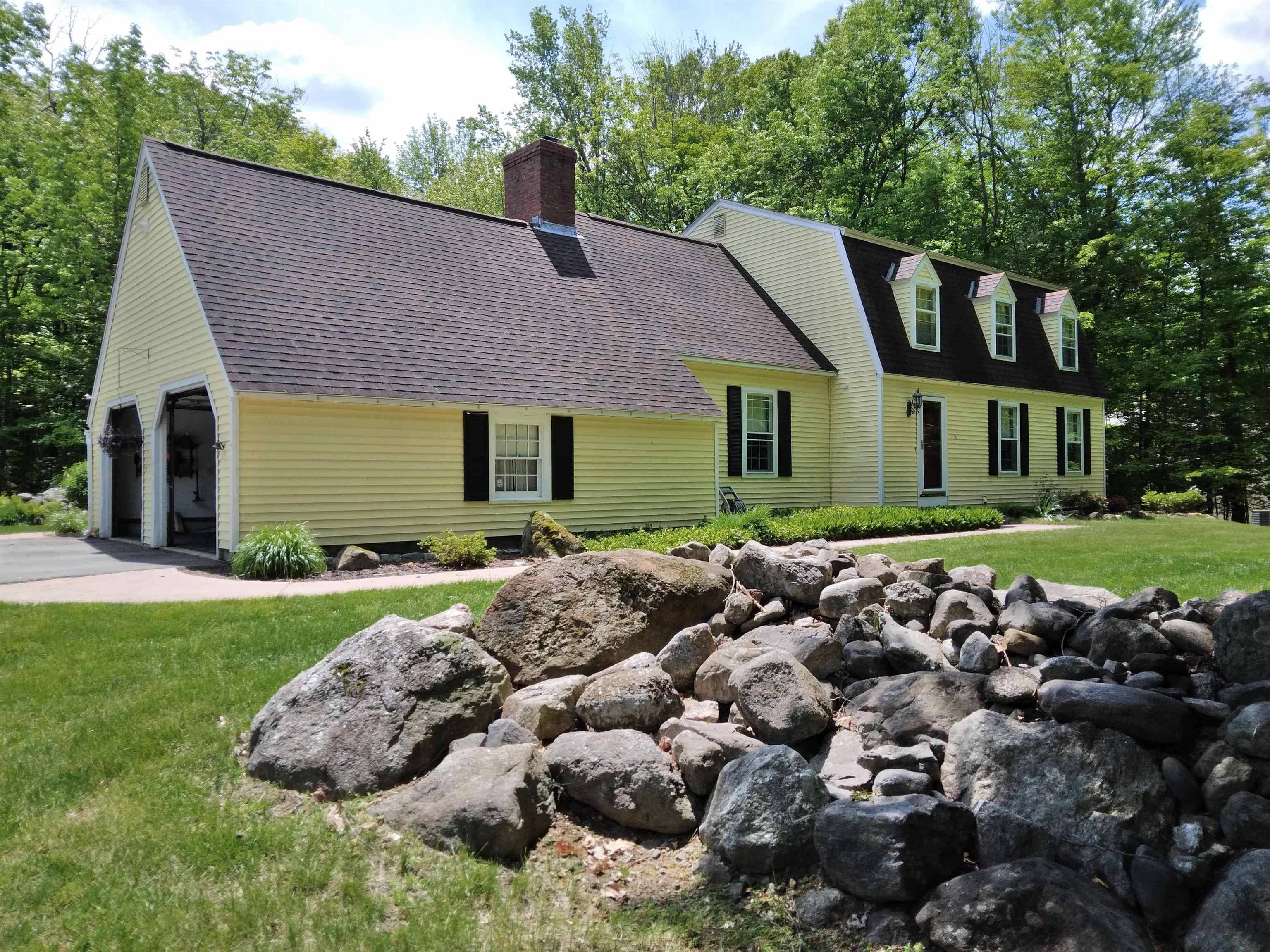 40 Lindahl RD, Bedford, NH 03110