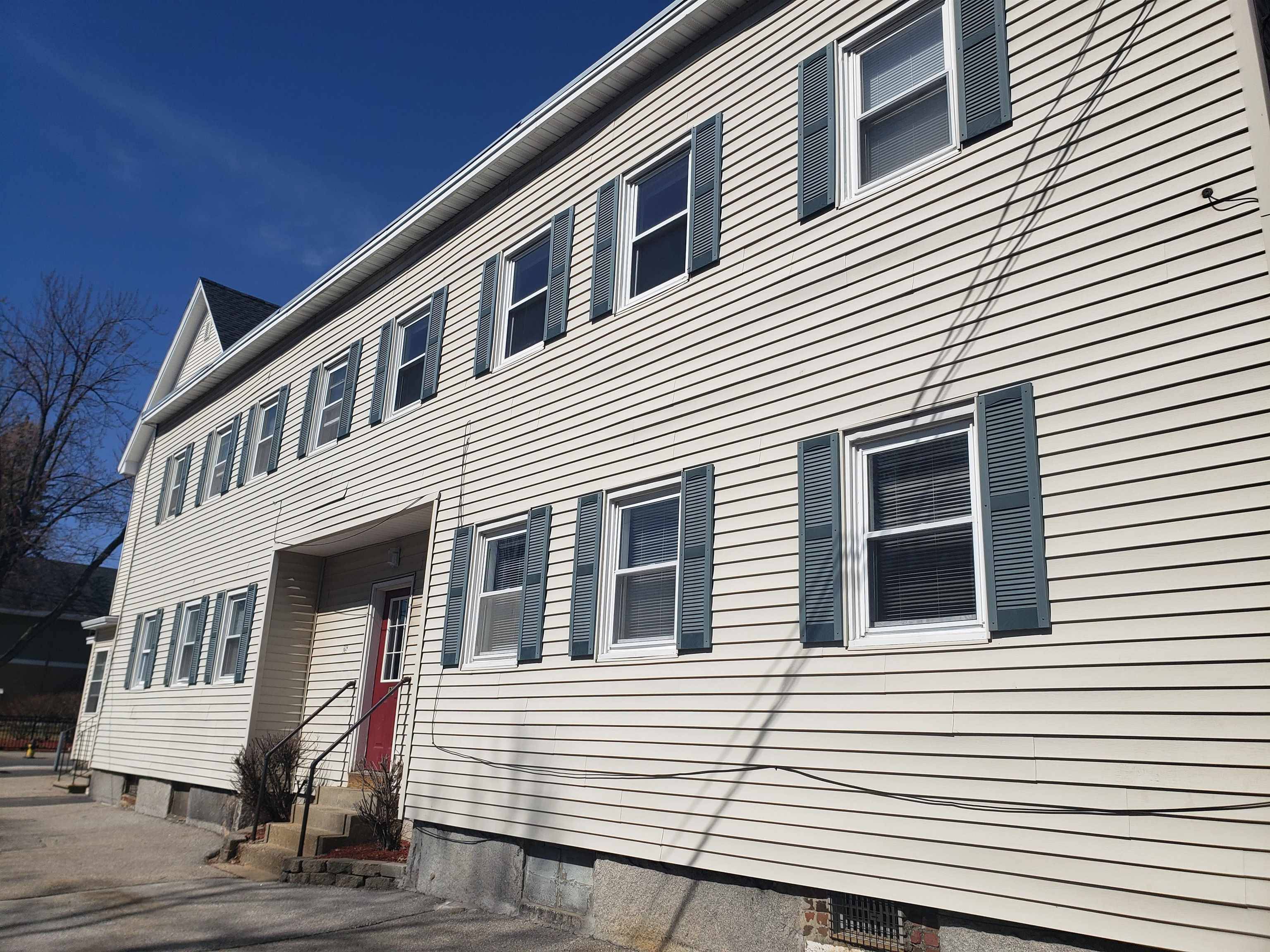 Manchester, NH 03103,25 Walker ST #1E