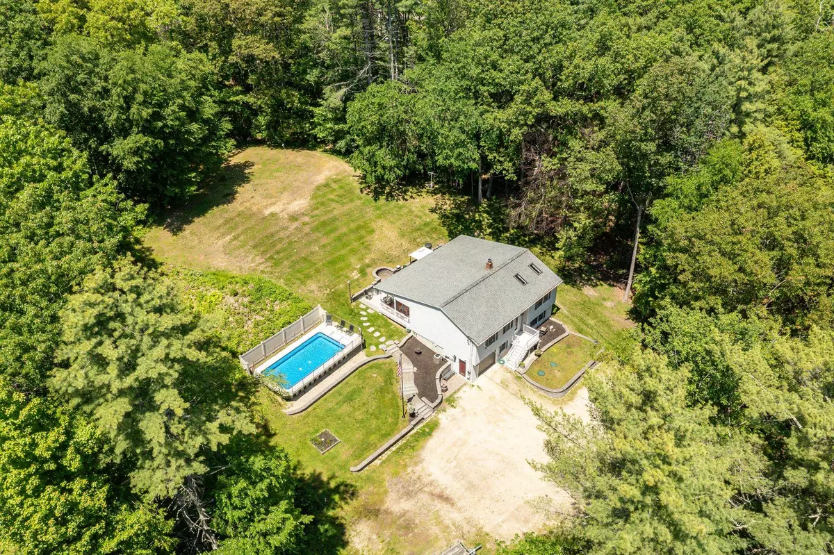 Dover, NH 03820,4 Mones Folly DR