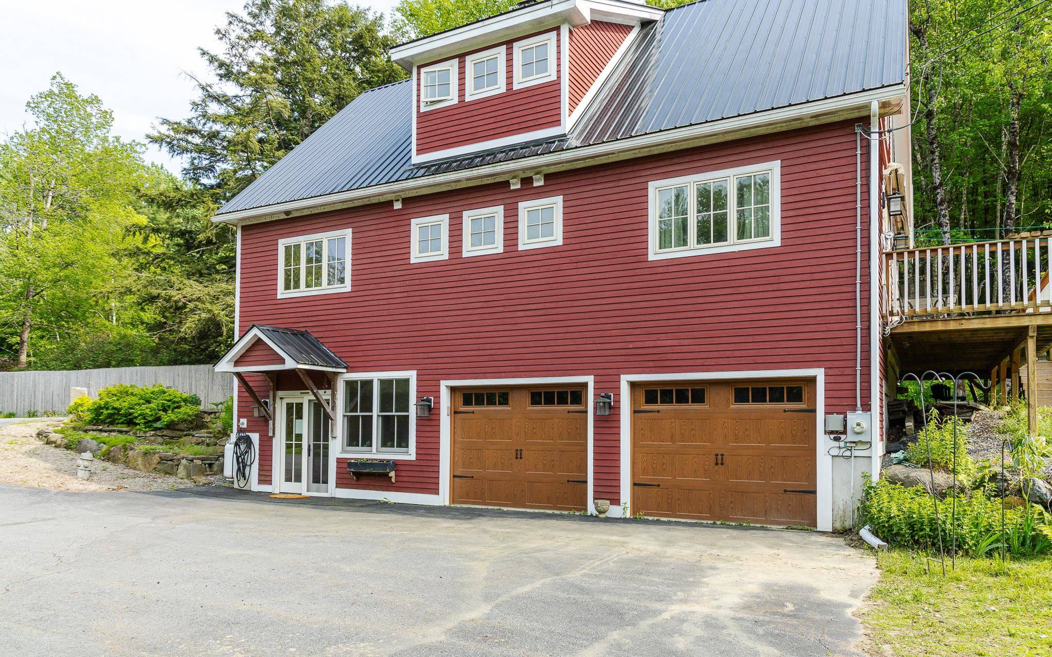 Charlestown, NH 03603,405 Lovers LN