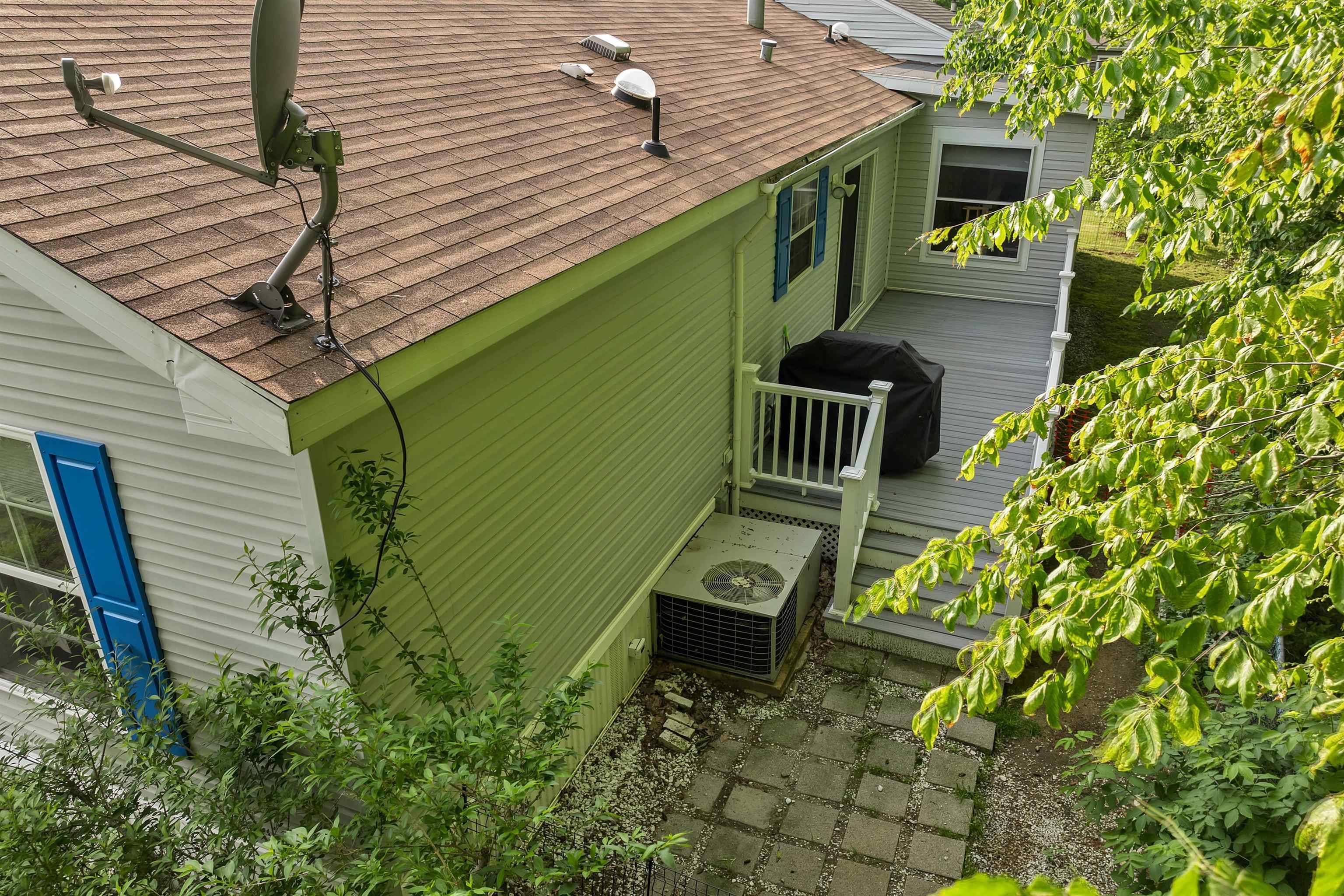Laconia, NH 03246,610 Benton DR