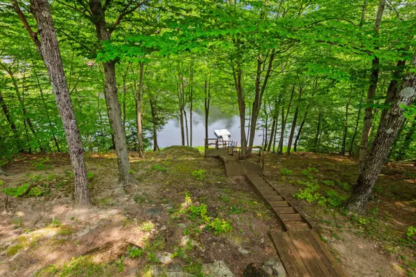 Madison, NH 03849,21 Little Shore DR