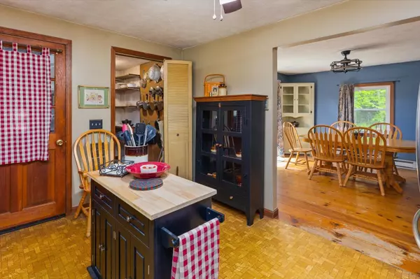 Peterborough, NH 03458,780 Greenfield RD