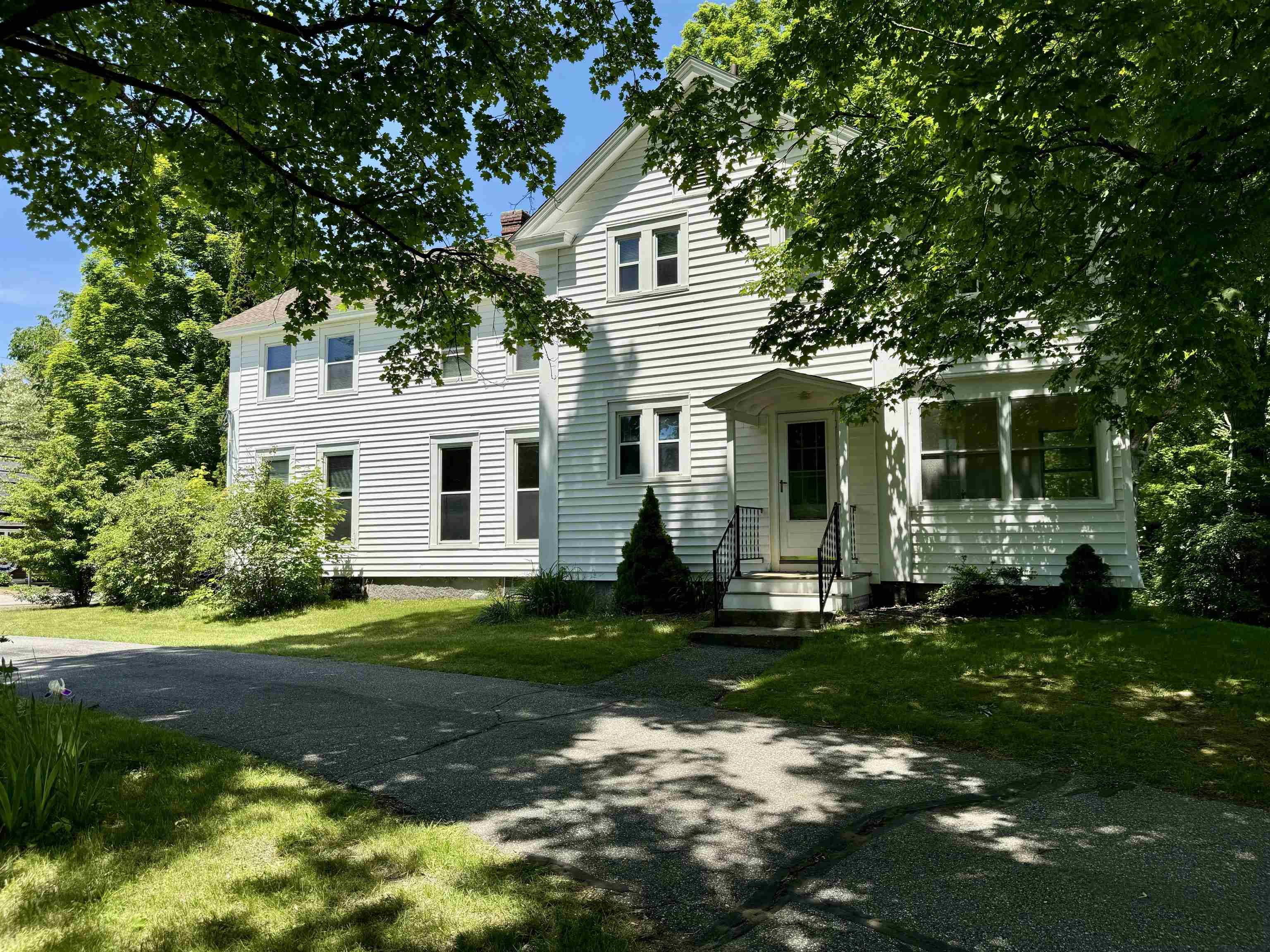 Concord, NH 03301,102 Mountain RD