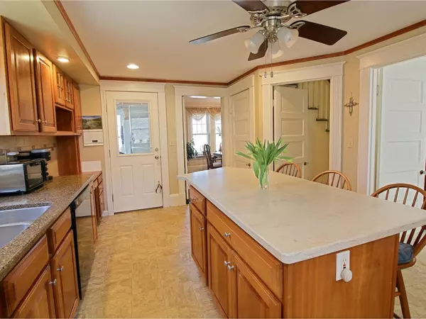 Essex Junction, VT 05452,28 Cascade ST